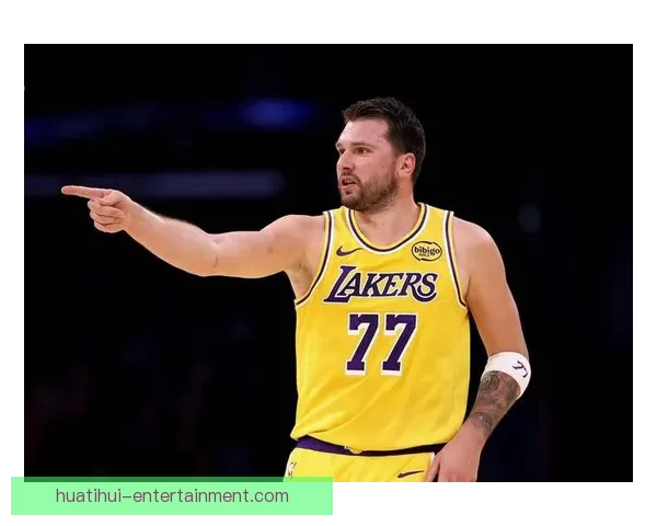 布朗称赞东契奇天生得分本能与投篮手感堪称独一无二